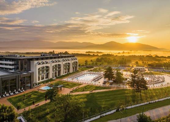 Kings' Valley Medical & Spa Hotel 1