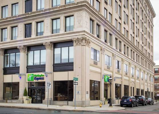 Holiday Inn Express SPRINGFIELD DOWNTOWN by IHG 1