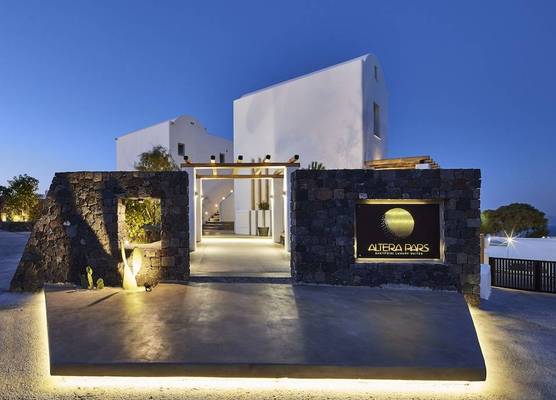 Altera Pars Suites 1