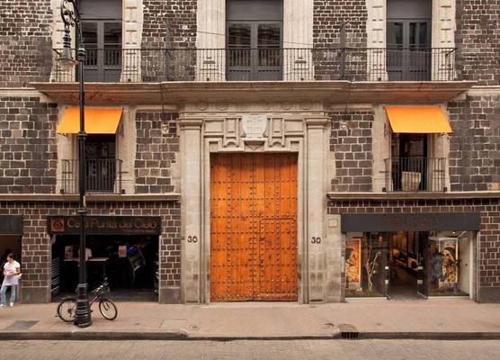Downtown Mexico 1
