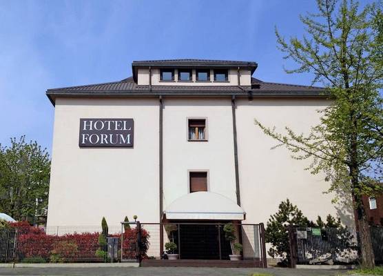 Hotel Forum 1