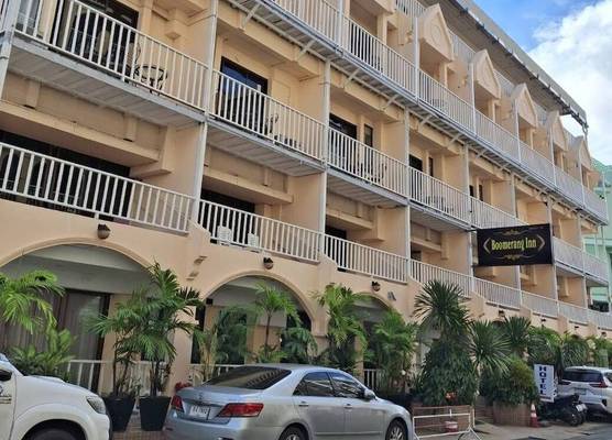 Boomerang Inn 1