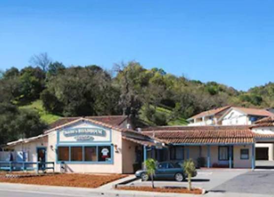 Marinwood Inn & Suites 1