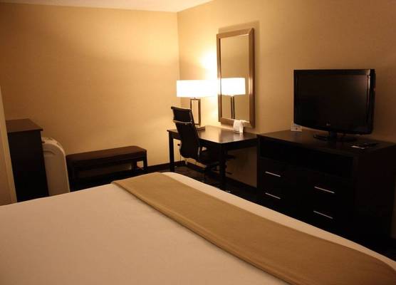 Holiday Inn Express LUDLOW - CHICOPEE AREA by IHG 1