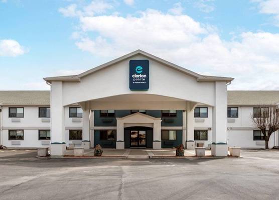 Clarion Pointe Prescott Valley 1