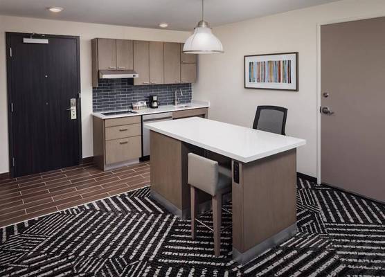 Hyatt House Royal Oak / Birmingham 1