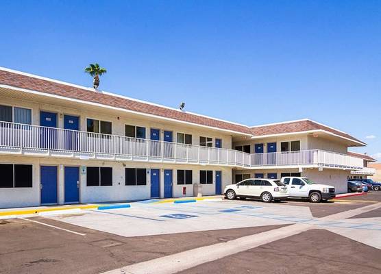 Motel 6 Mesa North 1