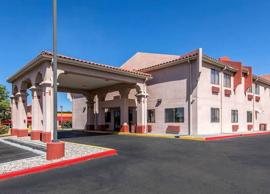 Quality Inn & Suites Albuquerque North near Balloon Fiesta Park 1
