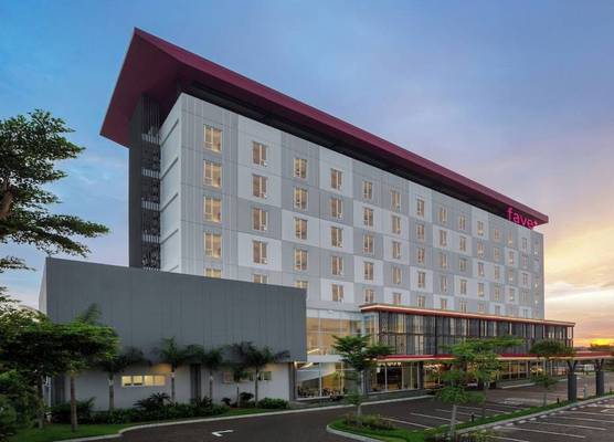 fave+ hotel Pamanukan 1