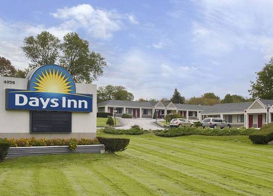 Days Inn by Wyndham Middletown 1