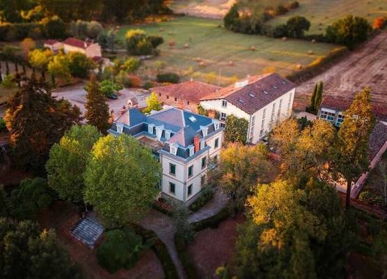 Hôtel La Métairie & Piscine 1