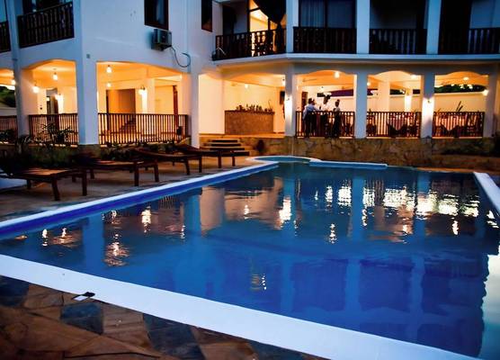 Zanoceanique Hotel 1