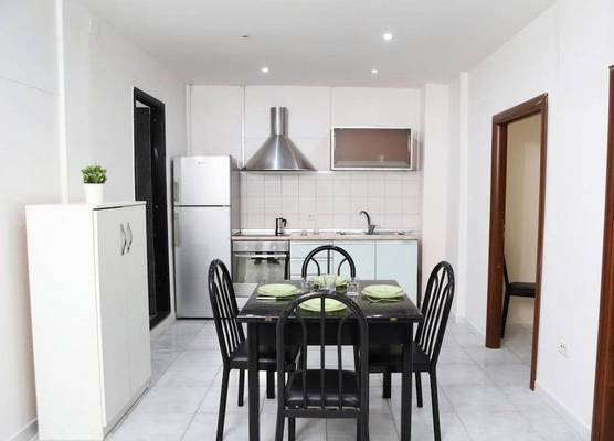 Napoli Centrale Budget Apartment 1