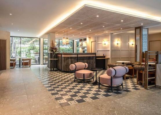Hôtel Mercure Paris Boulogne Pont de Saint Cloud 1