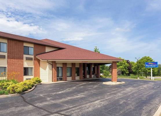 Baymont by Wyndham Harvard 1