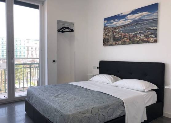 Top Floor Rentrooms Napoli 1
