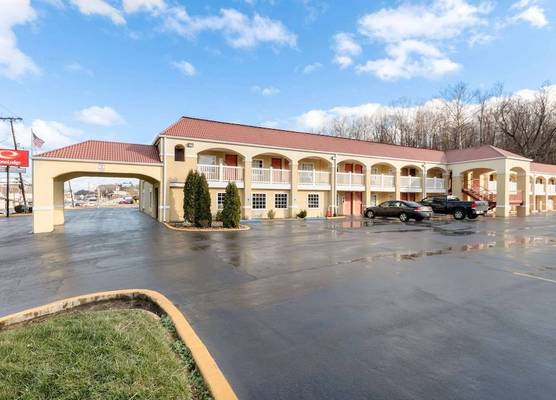 Econo Lodge Huntington - Barboursville University Area 1