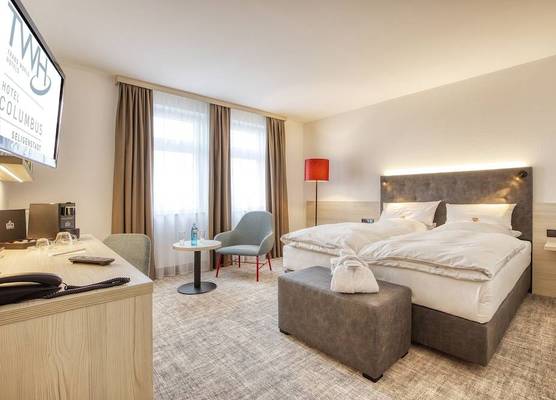 Trans World Hotel Columbus 1