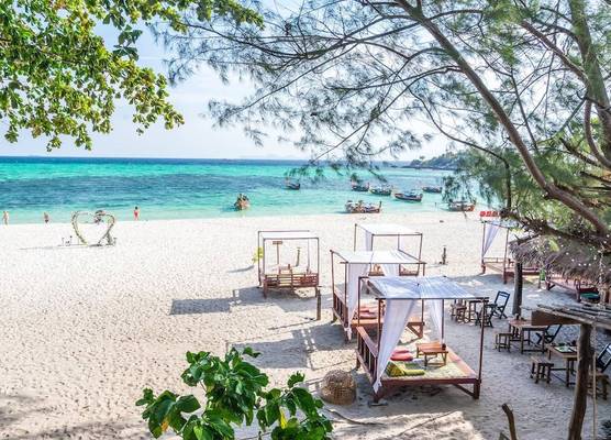 Lipe Beach Resort 1