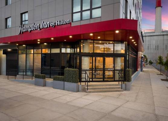 Hampton Inn Long Island City NY 1