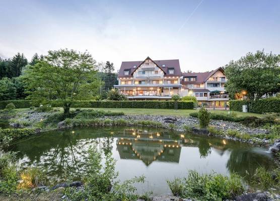 Landhotel Heimathenhof 1