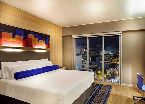 Aloft by Marriott Lima Miraflores 1
