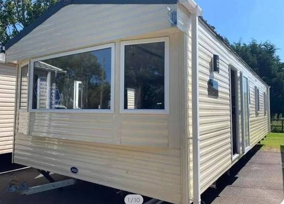 Felixstowe Beach Holiday Park Caravan 1