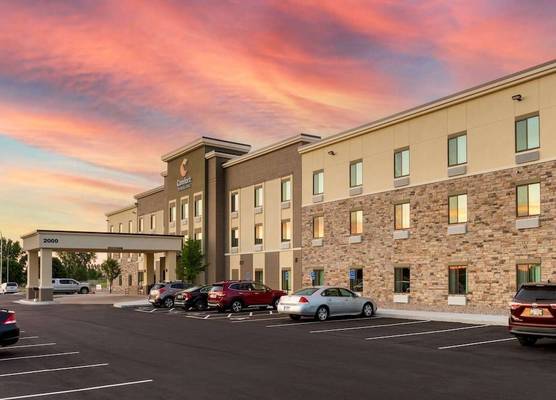 Comfort Inn & Suites North Mankato 1