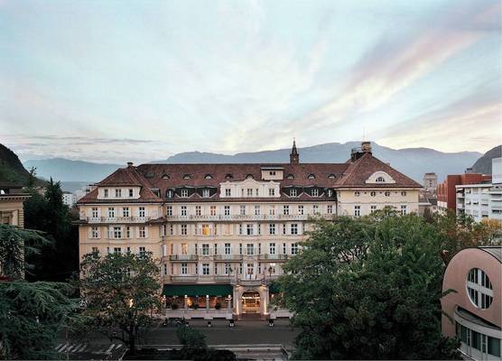 Parkhotel Laurin 1