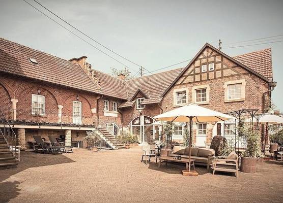 Landhotel Sonnenhof 1