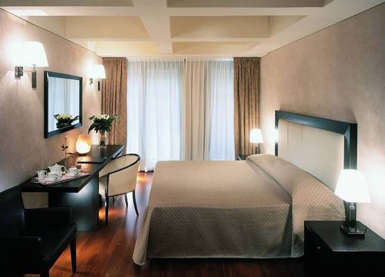 Hotel La Fenice 1