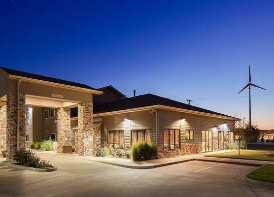 Best Western Plus Night Watchman Inn & Suites 1