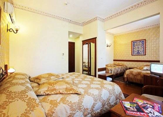 Hippodrome Hotel 1