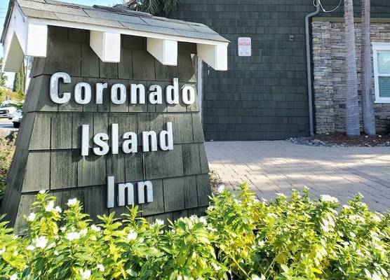 Coronado Island Inn 1