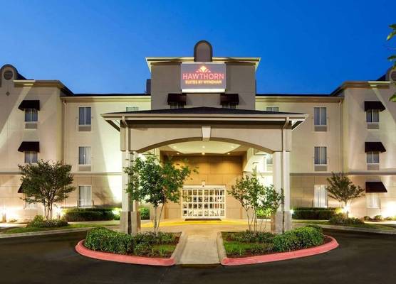 Hawthorn Extended Stay by Wyndham College Station 1