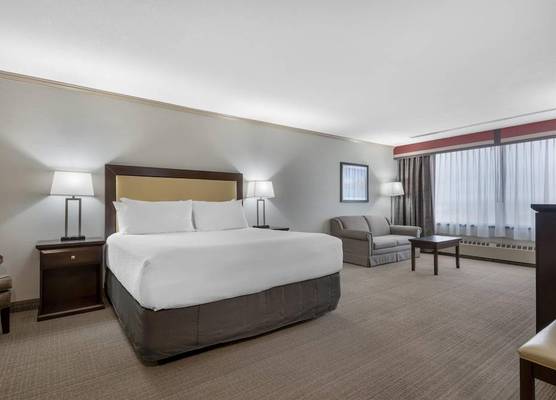Best Western PLUS Port O'Call Hotel 1