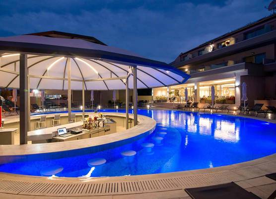 The Dome Luxury 1