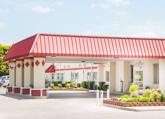 Ramada by Wyndham Enid 1