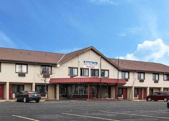 Rodeway Inn Syracuse Carrier Circle 1