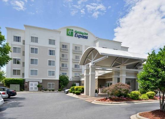 Holiday Inn Express Hotel & Suites Mooresville - Lake Norman by IHG 1