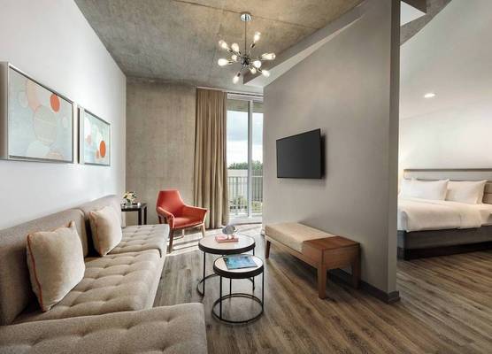 Twelve Midtown, Autograph Collection 1