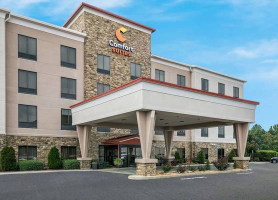 Comfort Suites Commerce 1