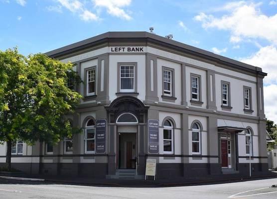 Left Bank 1