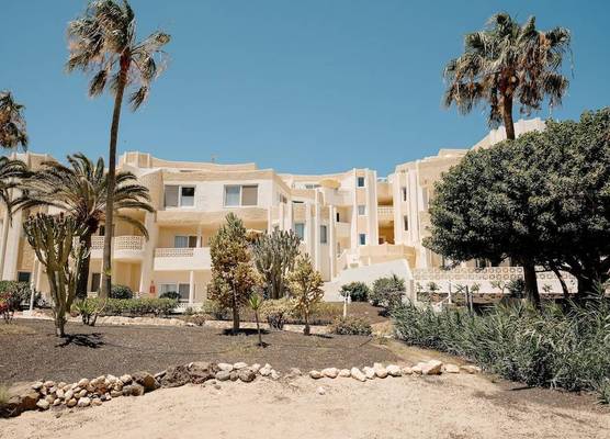 R2 Maryvent Beach Apartments 1