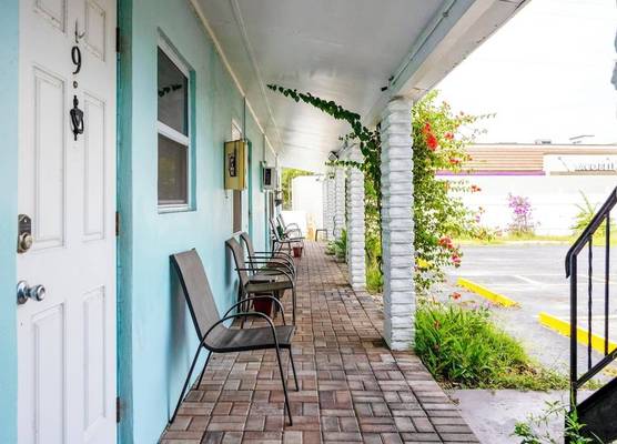 Siesta Motor Inn By Townhouse Kennedy Space Center Titusville I 95 1