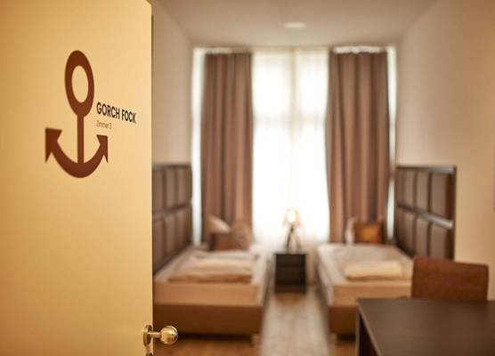 Harbour Apartments 1