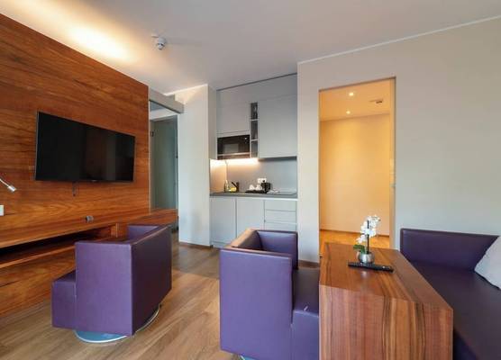 Pakat Suites 1