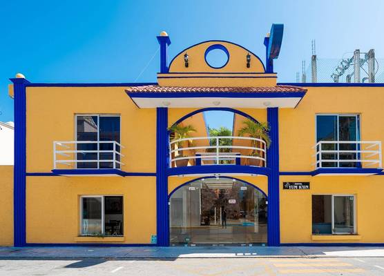 Hotel Yumkiin - Cerca Del Ferry y Terminal ADO 1
