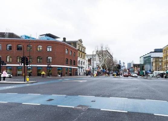Whitechapel Grand 1