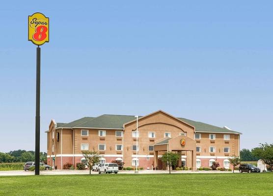 Super 8 by Wyndham Grayville 1